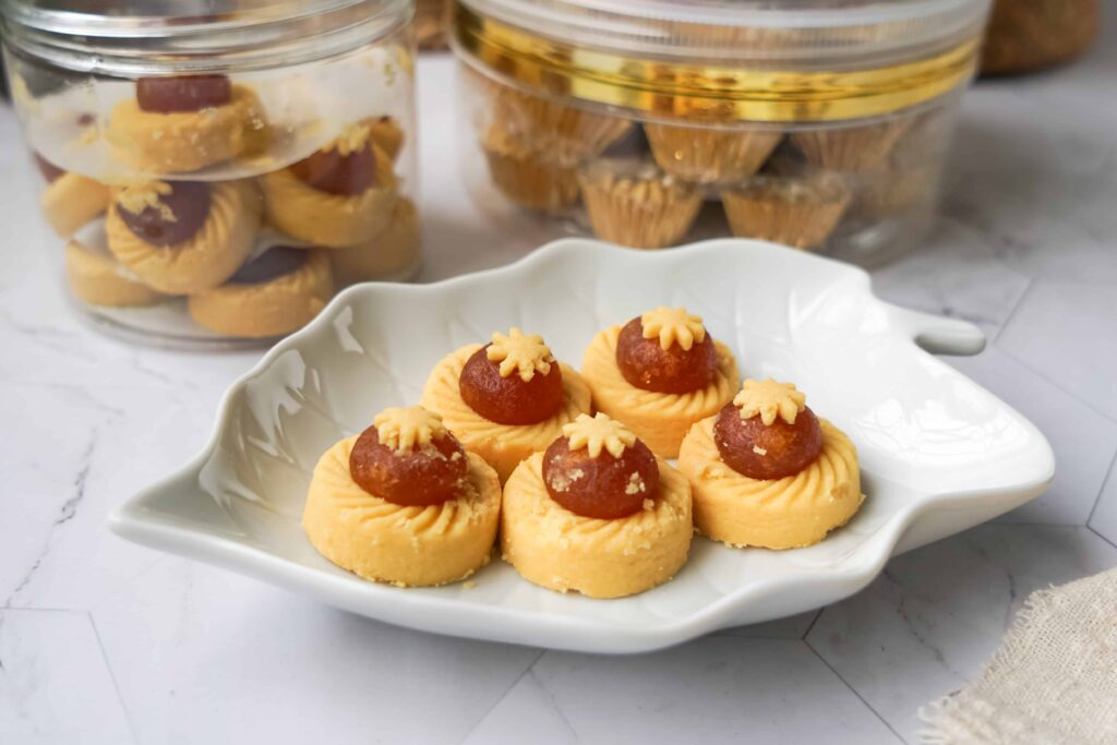 Pineapple tart tradition Singapore